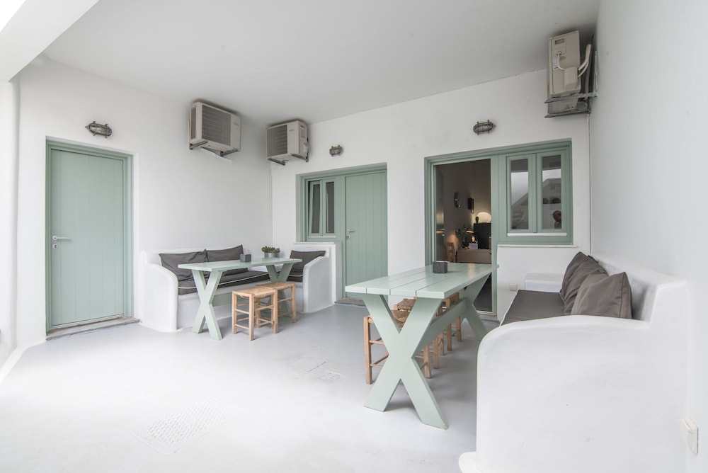 Agave Santorini Design Boutique Hotel