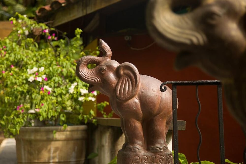 TuAkAzA Exclusive Boutique Lodge