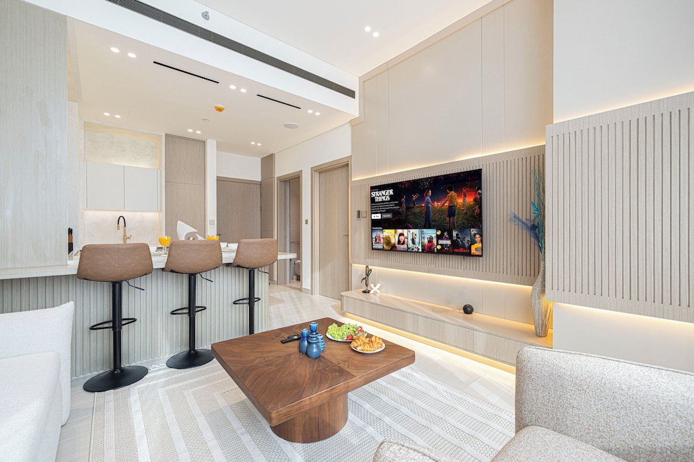 Binghatti Phantom Suites by Hostiva