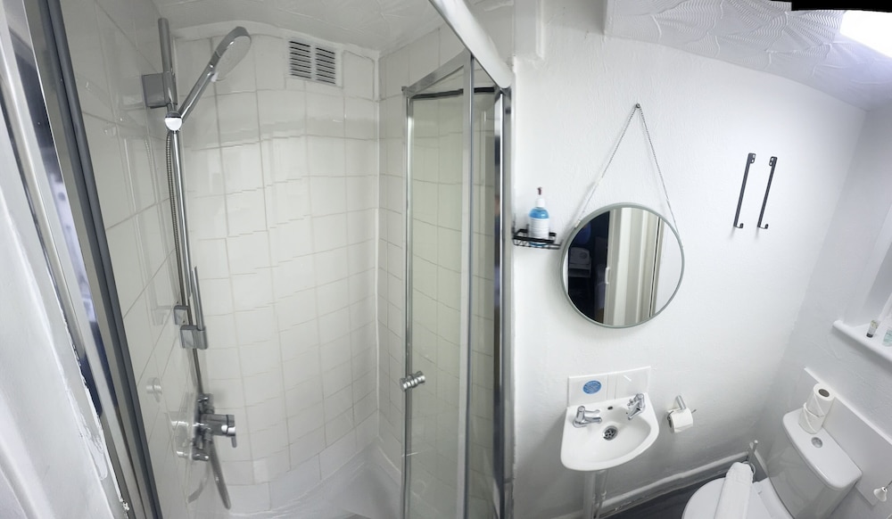 Avalon Guest House