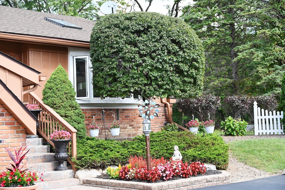 Fellows Creek Lodge