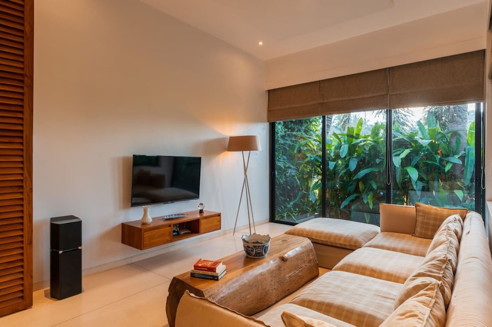 Puravida I -luxury 5bhk w Pvt Pool in Anjuna