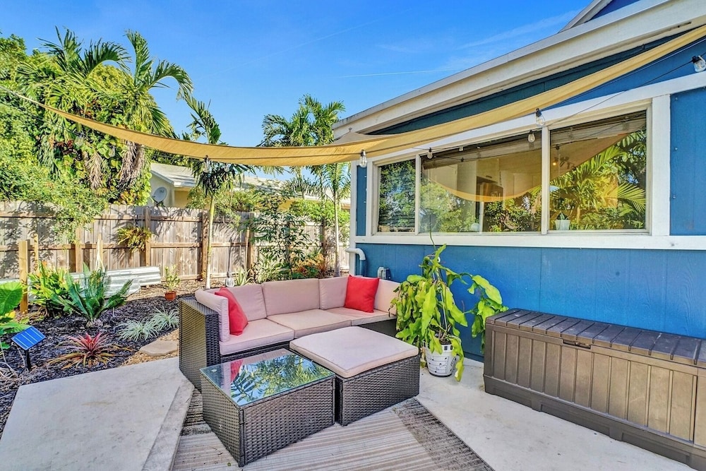 Zen 2br, 7 Min From Beach & Airport, Save Now!