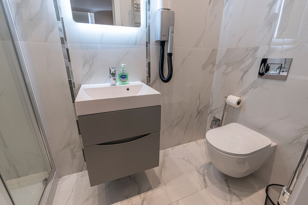 Luxury Apartments Near Harrods and the Science Museum