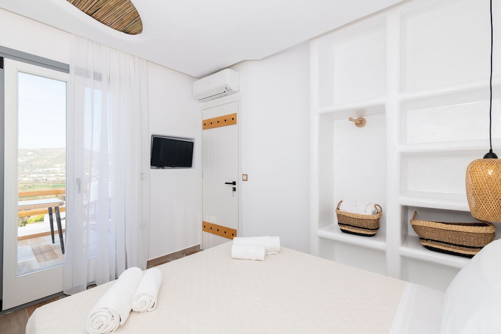 Naxian Sunset Luxury Villas view 2