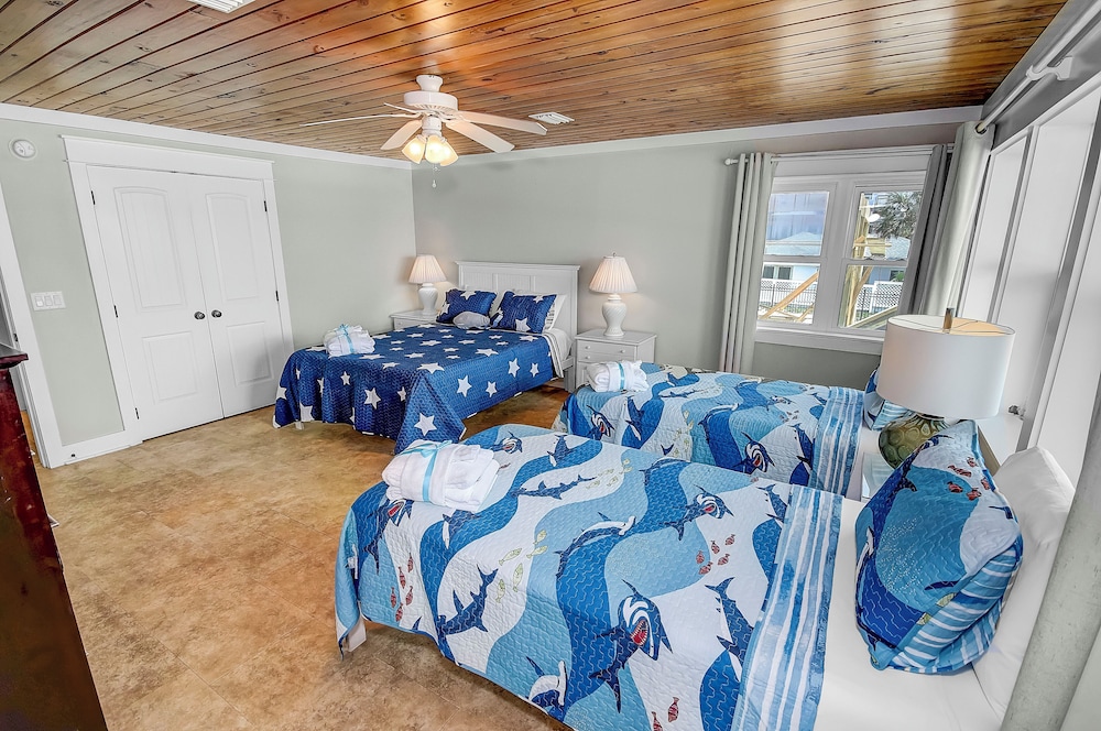 13403 Oleander Dr - Mermaid's Dream view 3