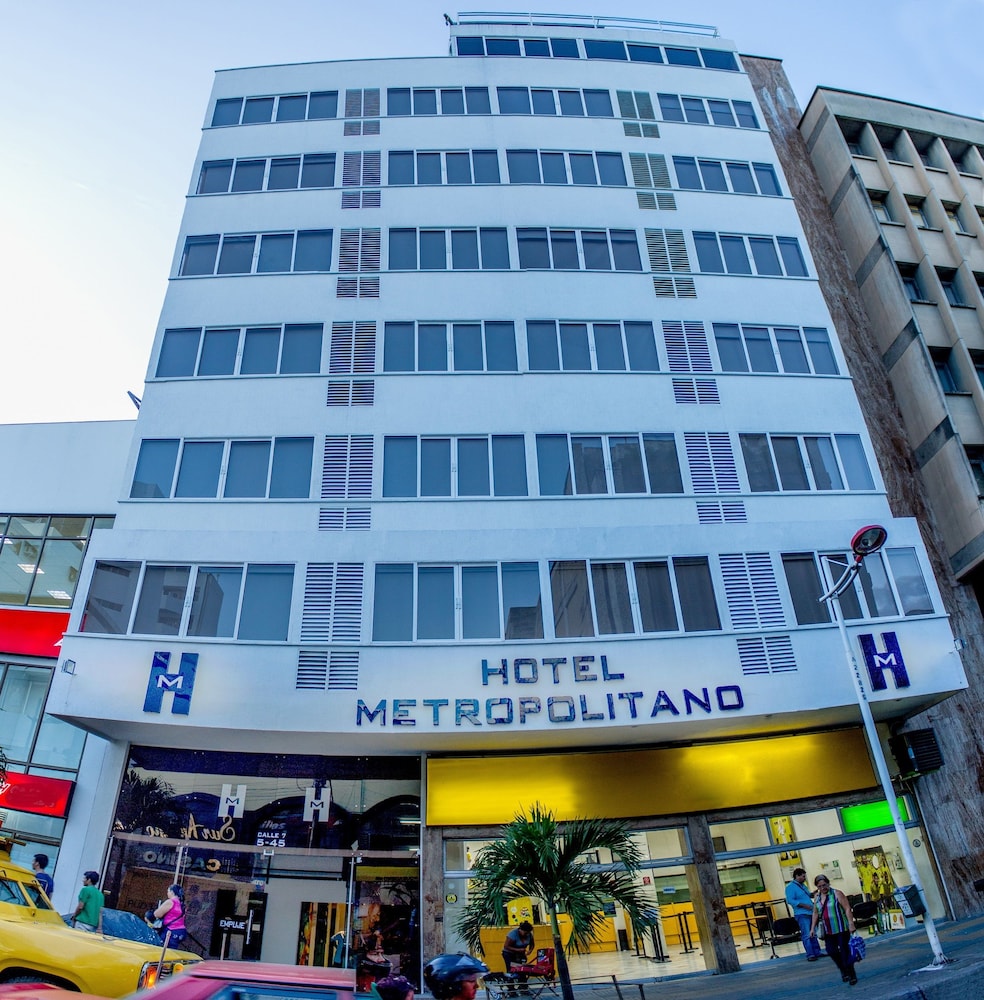 Hotel Metropolitano - Image 1