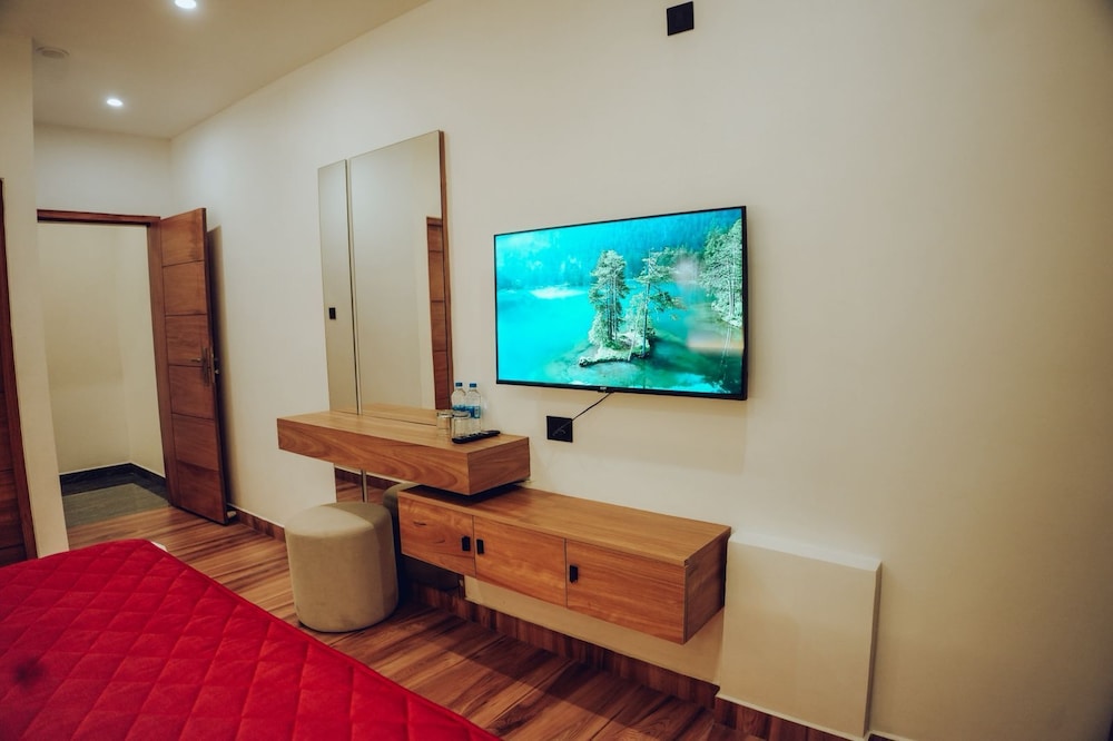 ZAAD SUITE