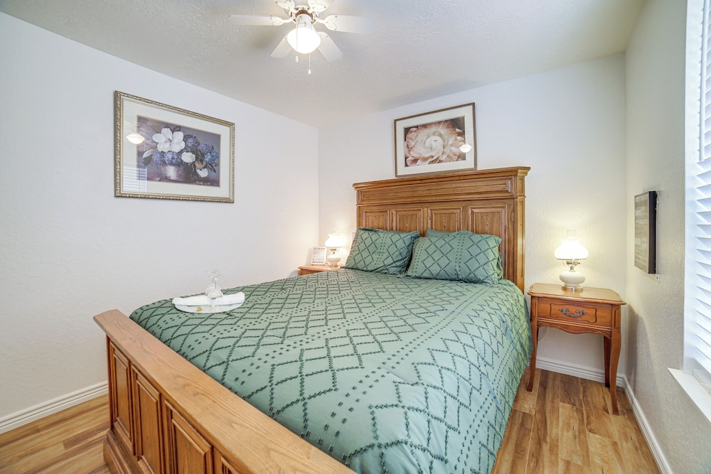14 Mi to Meridian: Water-view Retreat w/ Patios!