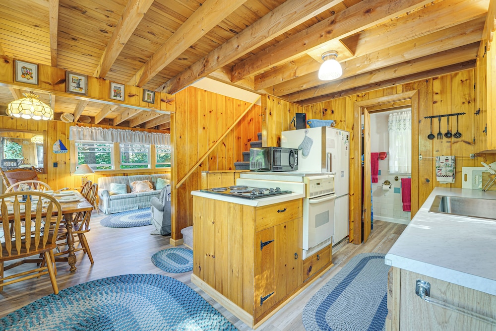 Quiet Remote Cottage on Panther Pond! - Property Image 36