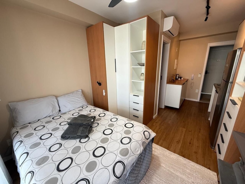 Haus Mitre Residences