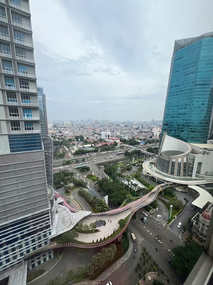 Platinum Royal Mediterania West Jakarta