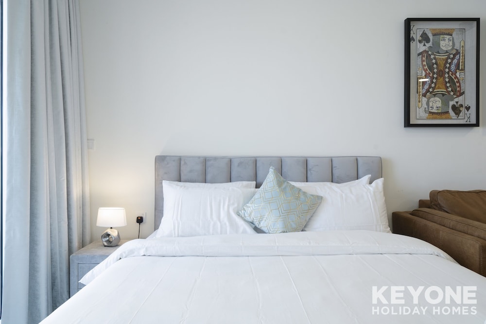 Viridis Residence Cozy Studio Living