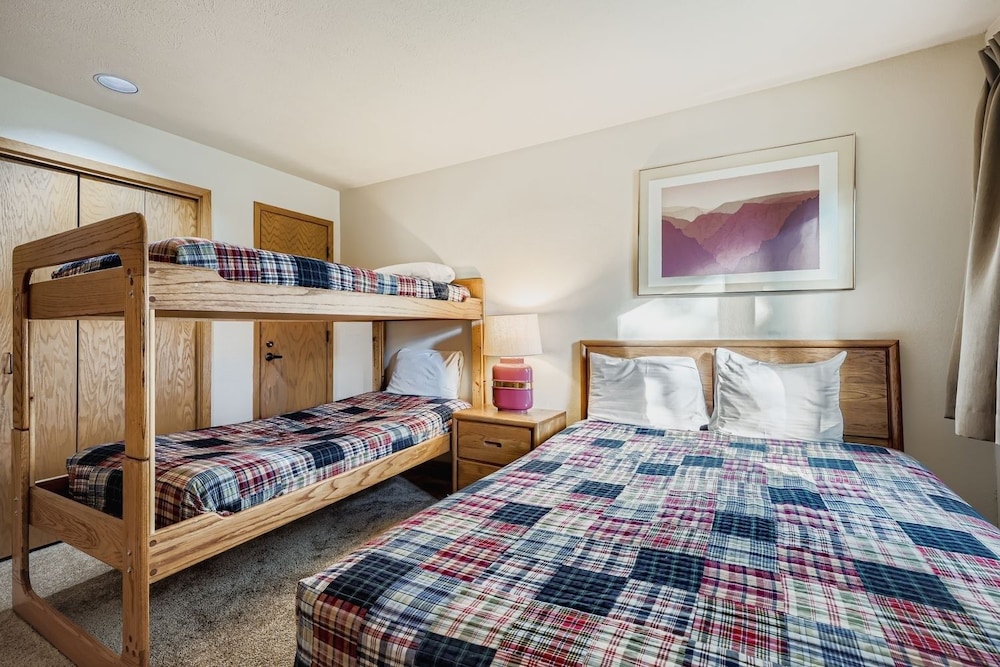 Frostfire B19 2 Bedroom Condo