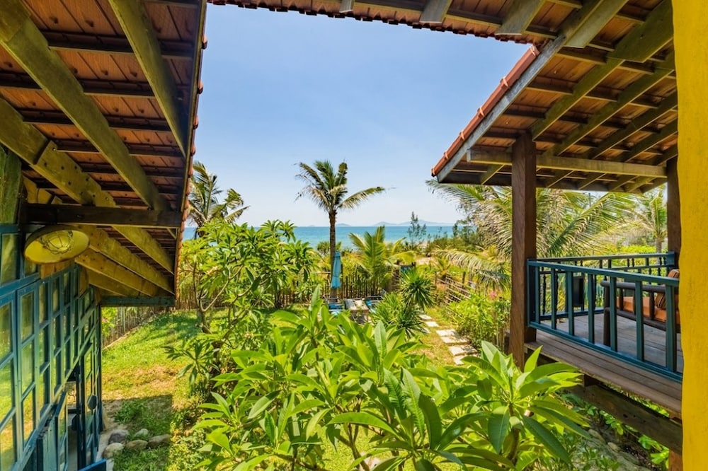 An Bang Beachside Boutique Homes & Villas