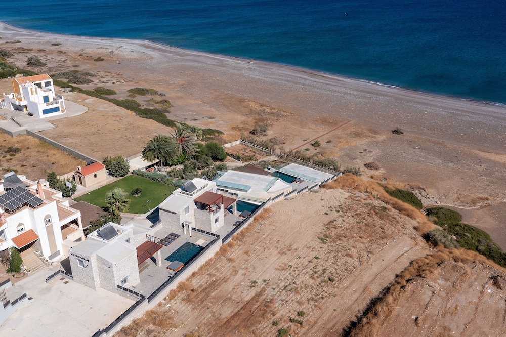 Southrock Villas