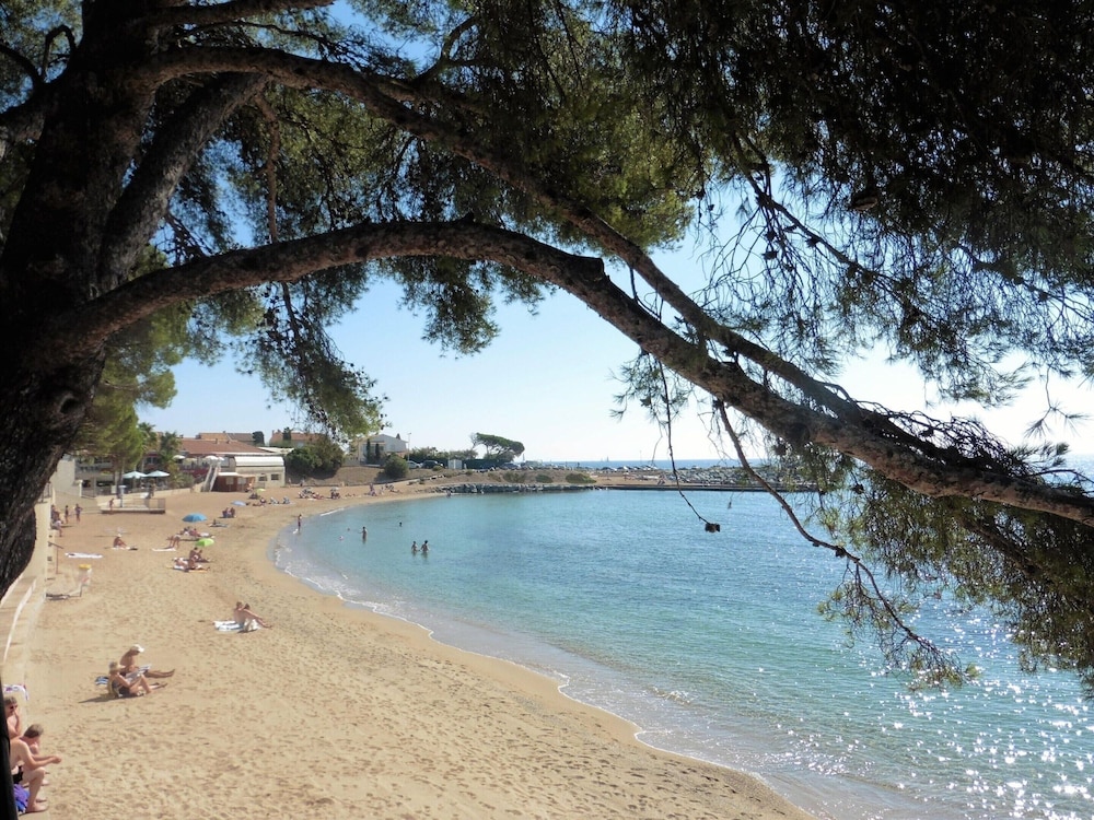Studio in Sainte-maxime Near Sandy Beaches view 4