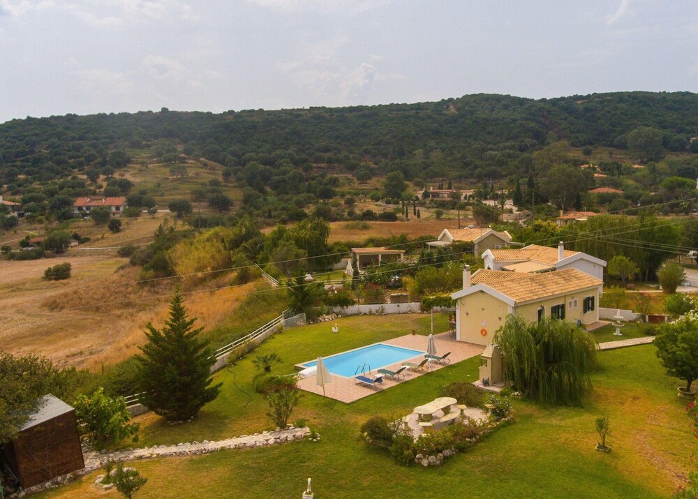 Villa Melissa Large Private Pool Walk to Beach Sea Views A C Wifi Car Not Required - 1926 view 2