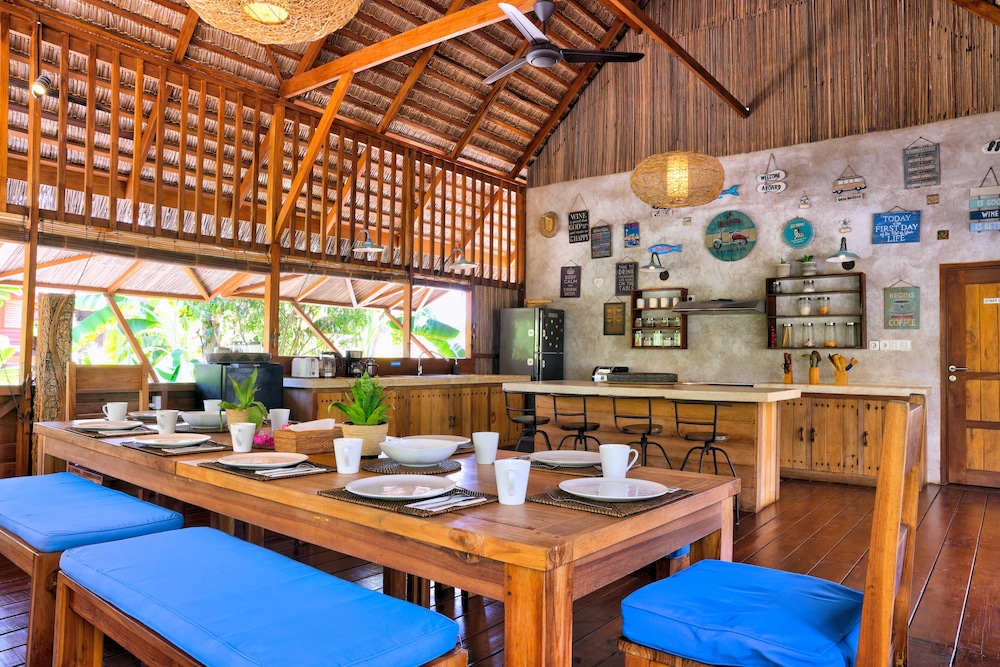 Loedi Bungalows Rote