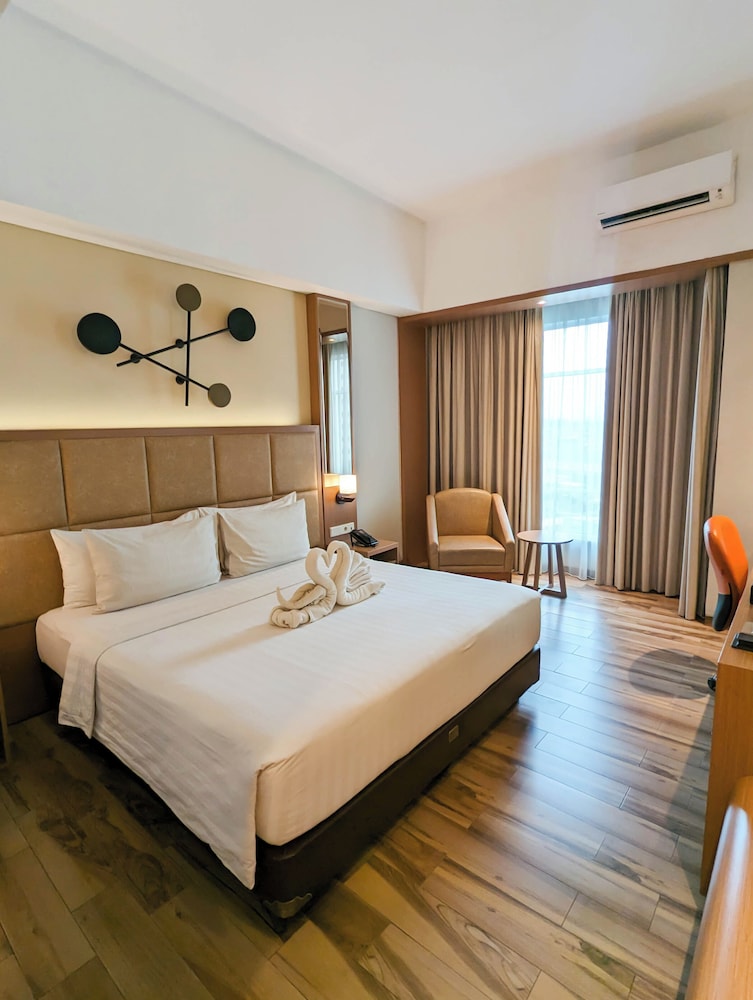 Astanaraya Suites Hotel