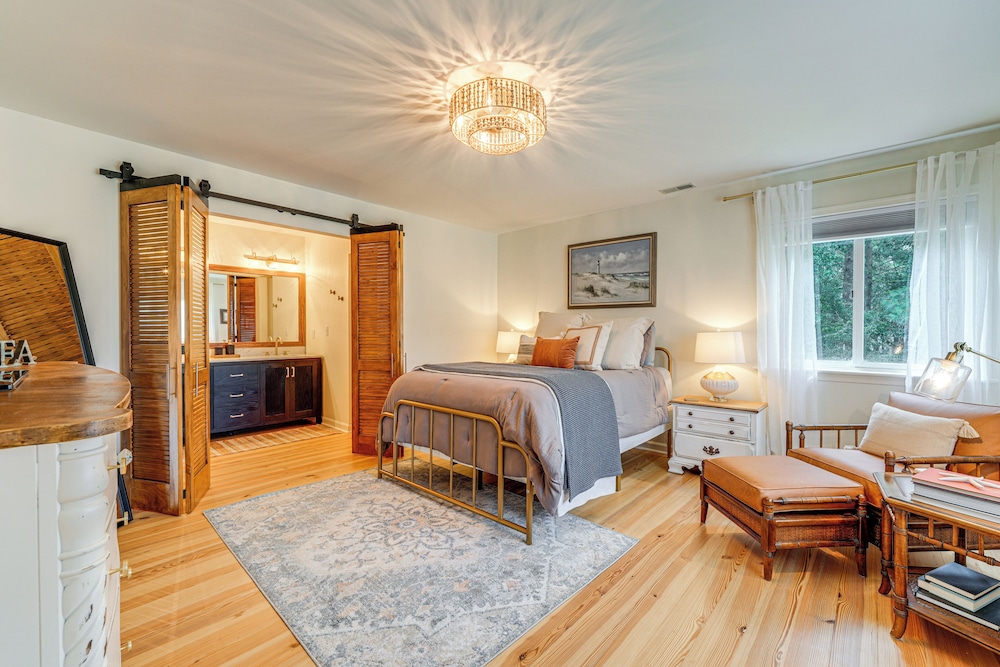 Private Beach Access & Hot Tub: Kitty Hawk Haven