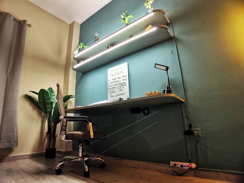 Oasis Studio By Paradox