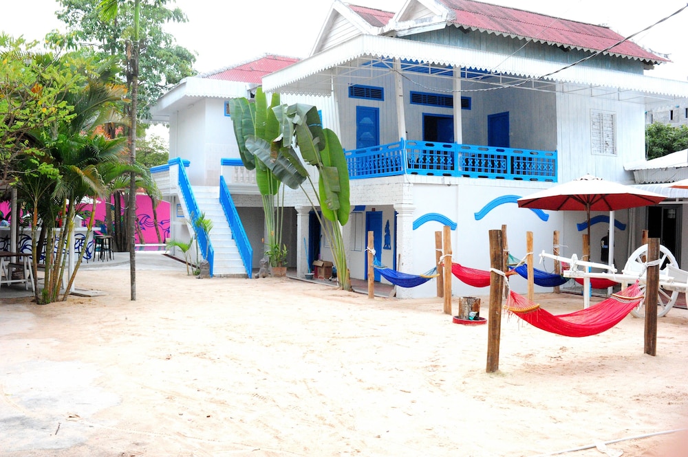 Kafu Hostel & Pool