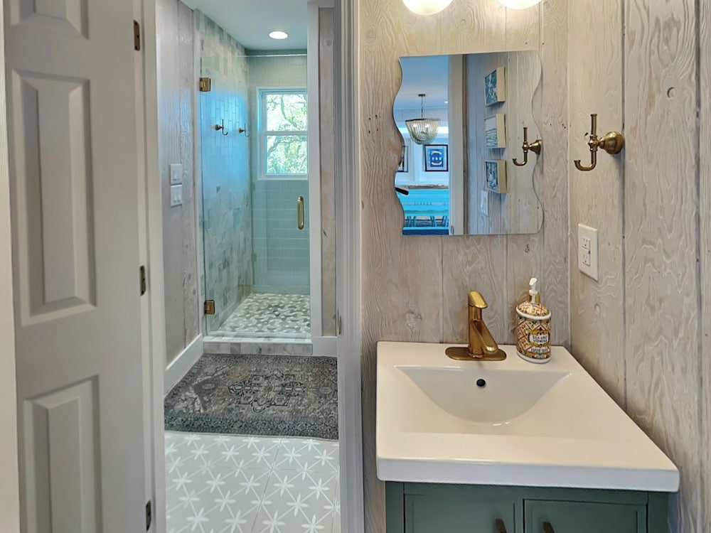 The Hydeaway by Topsail Realty