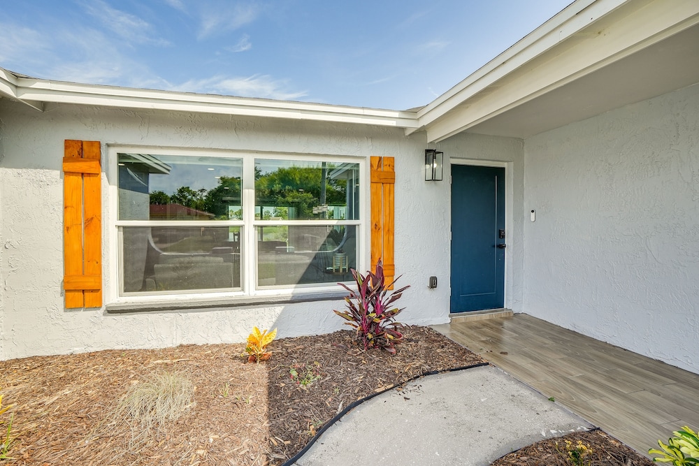 Poolside Paradise: Port Richey Retreat w/ Patio! view 5