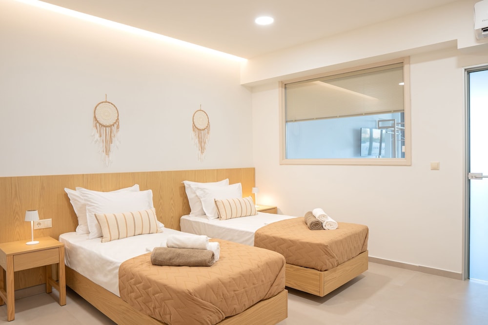 Avelia Luxury Villa With Private Pool