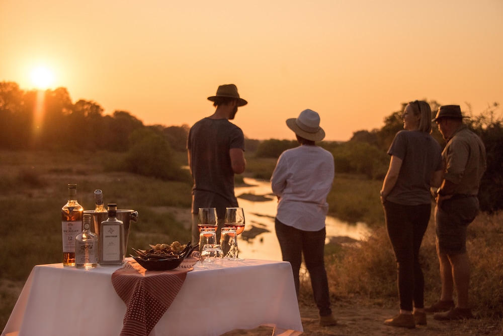 Inyati Game Lodge