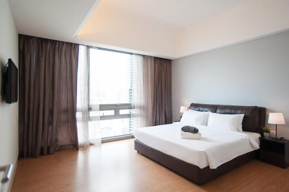 Swiss Garden Residence SS Suite