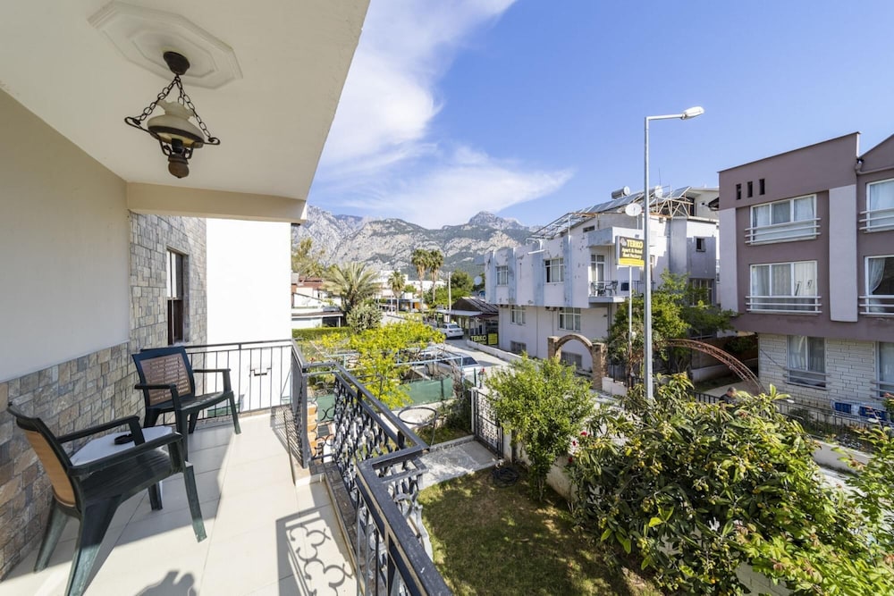 Duplex Private Villa With Garden in Antalya Kemer