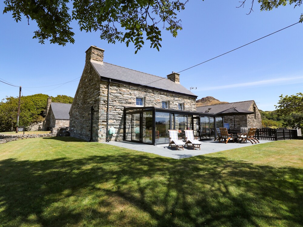 Garth Morthin The Farmhouse