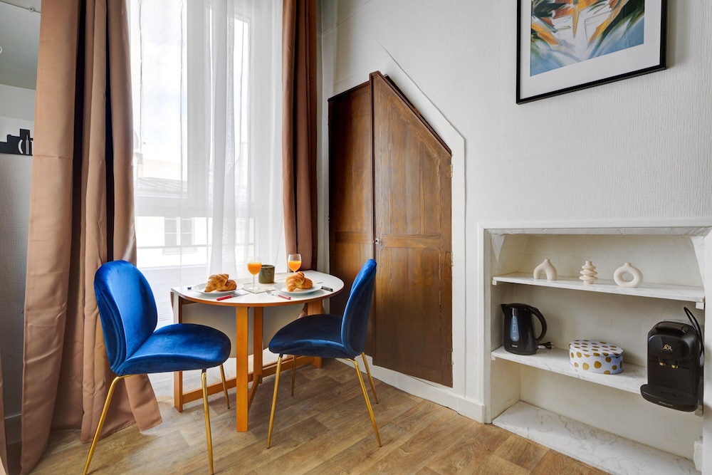Cozy Studio for 2 in Le Marais