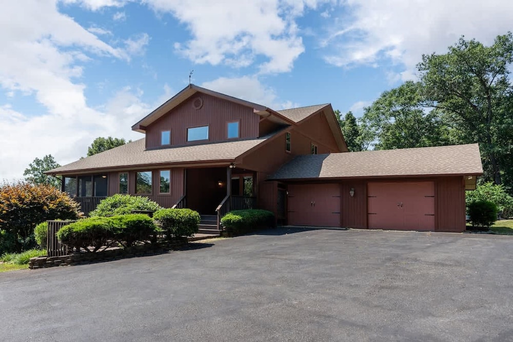 Love Afton Cabin - Family Home