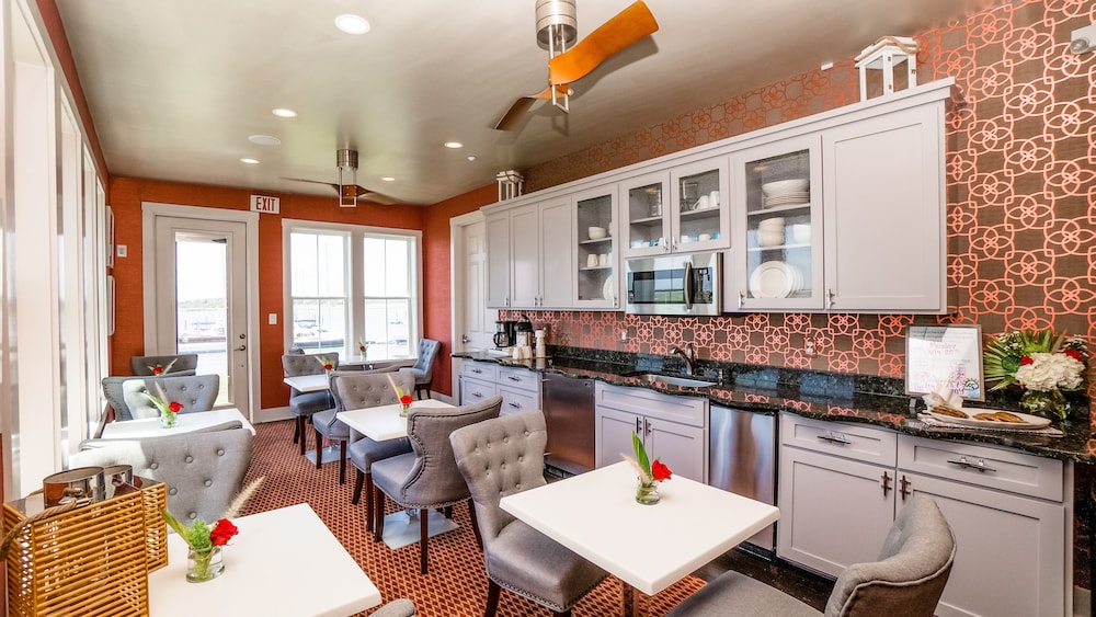 Regatta Inn Folly Beach