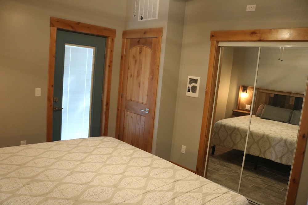 Columbine Inn