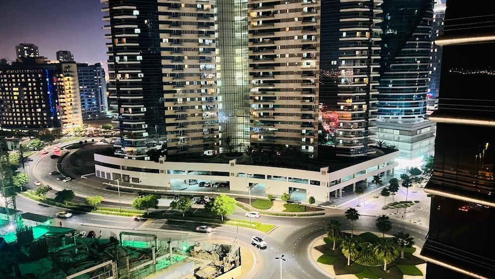 Bachelor Partition Room in Barsha Height