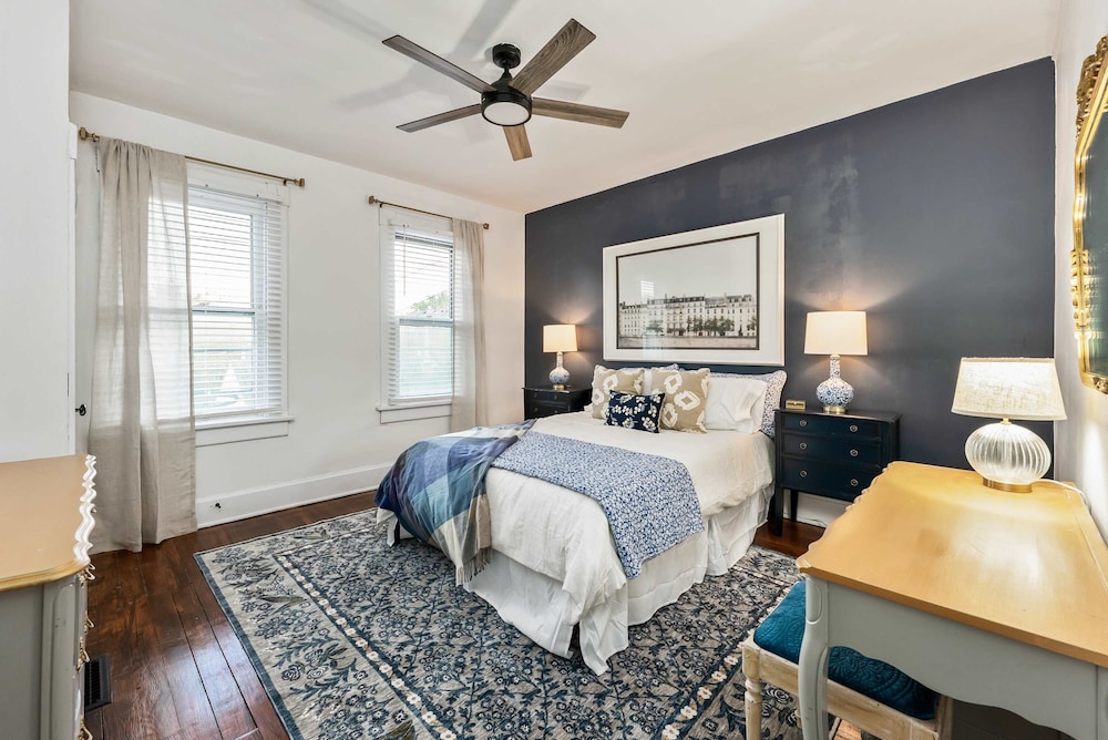 German Charm Suites Sleeps 8! - Image 5