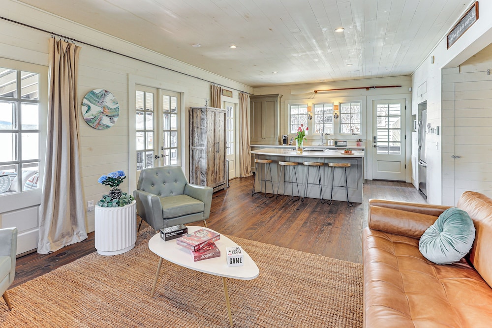 Lake Access & Boat Dock: Getaway in Dadeville!