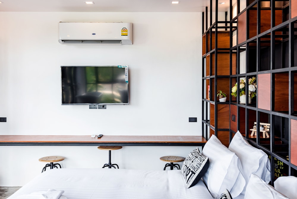 Book a Bed Poshtel - Hostel