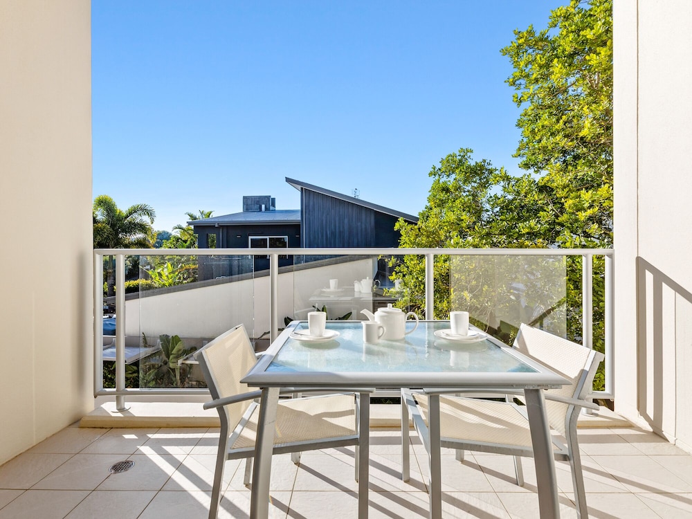 Luxury Apartments on Bells Boulevard