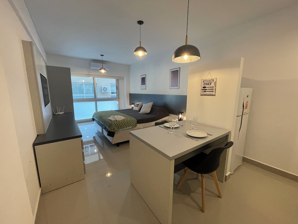 Ayres Suites Moreno