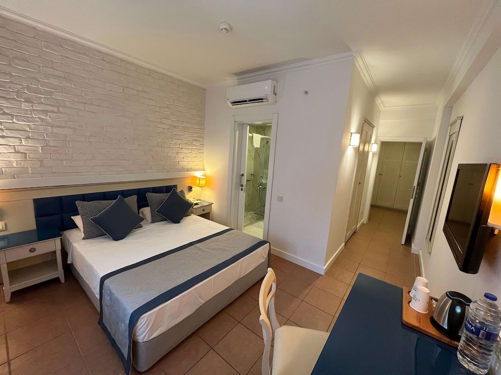 Champion Holiday Village - All Inclusive