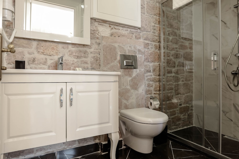 Ali Baris Pansiyon Cunda - Image 25