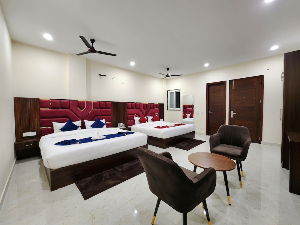 Raina's BnB