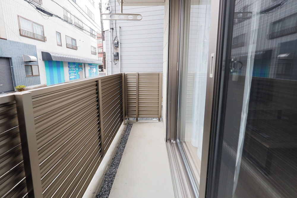 La Terrasse Higashikomagata by Tranova