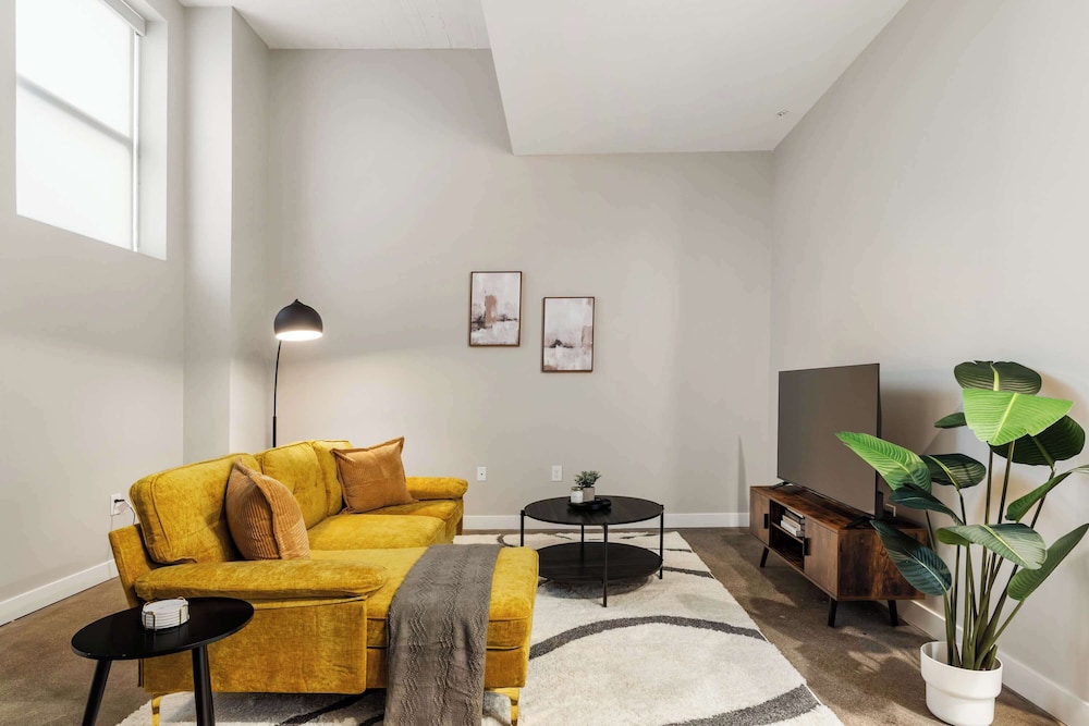 CozySuites at Textile