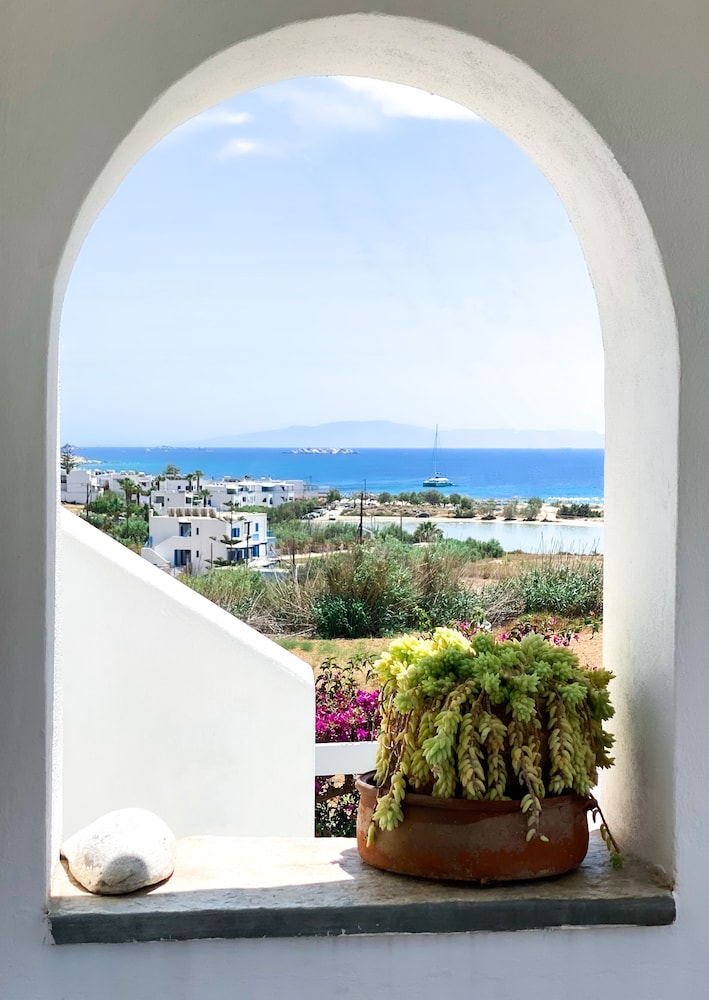 Dinanaxos Studios photo 5